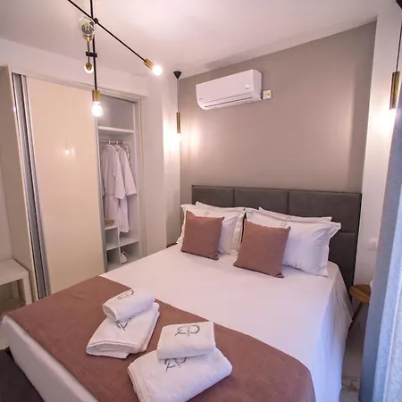 Q Private Parking Apartment Volos