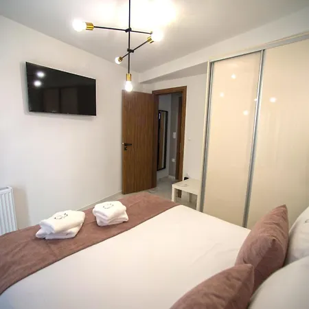 Apartment Q Private Parking