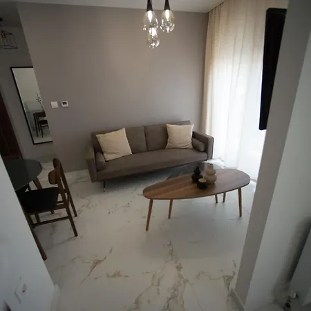 Q Private Parking * וולוס