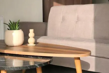 Q Private Parking Διαμέρισμα *