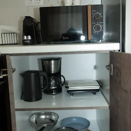 Q Private Parking Apartment Volos