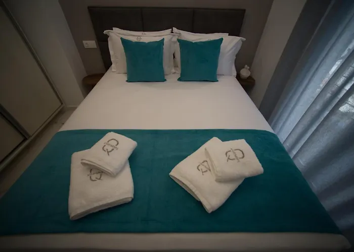 Q Private Parking * ヴォロス