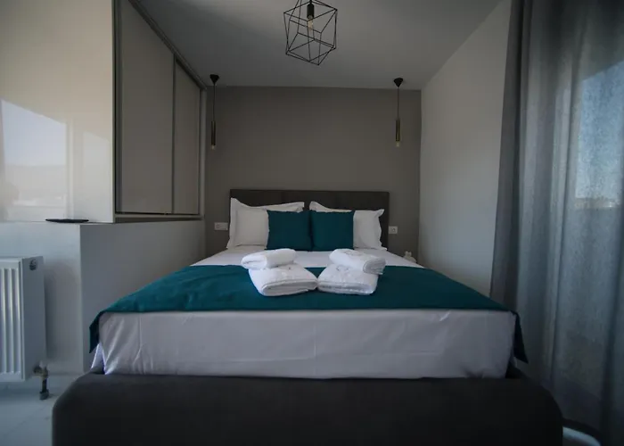 Q Private Parking * ヴォロス